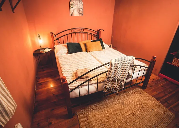 Cert A Kaca Gæstehus 2*